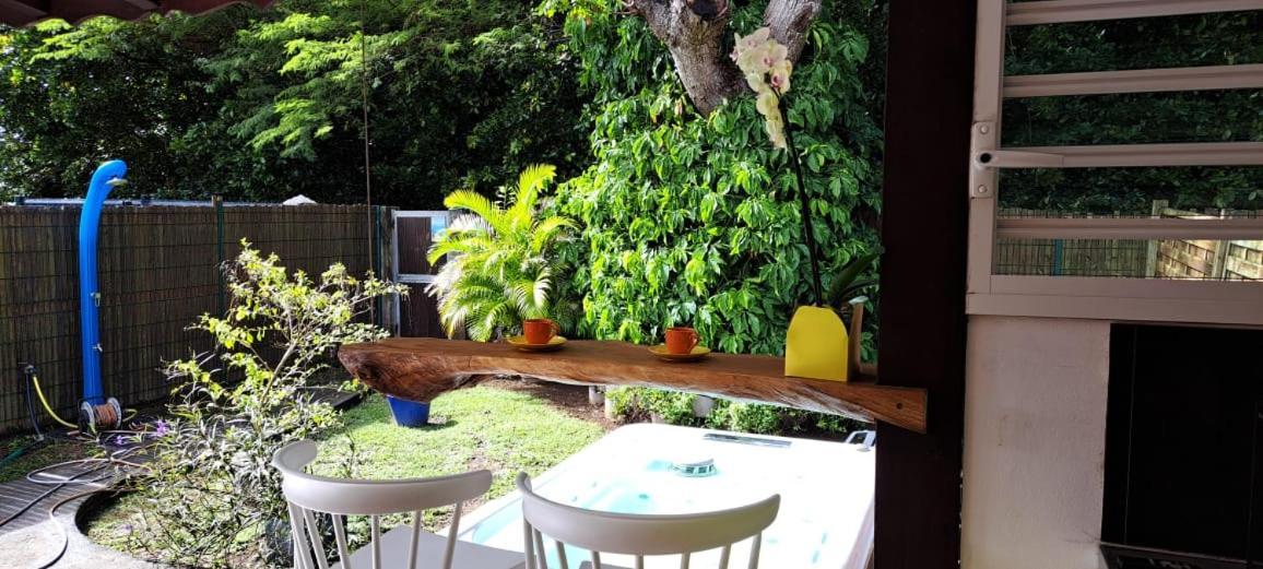 Villa Rêve créole Deshaies Esterno foto